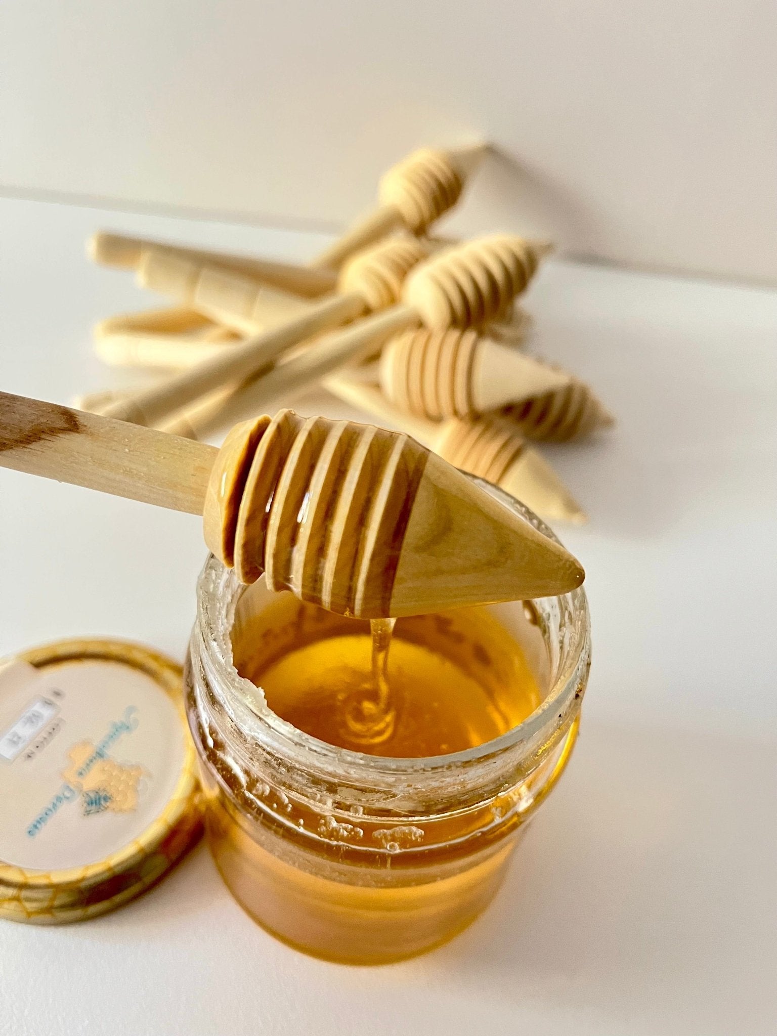 Cuillère à miel en bois de citronnier brut - Mélina